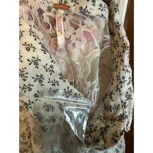 Free People All That Glitters Button Down S NWT - Picture 4 of 7